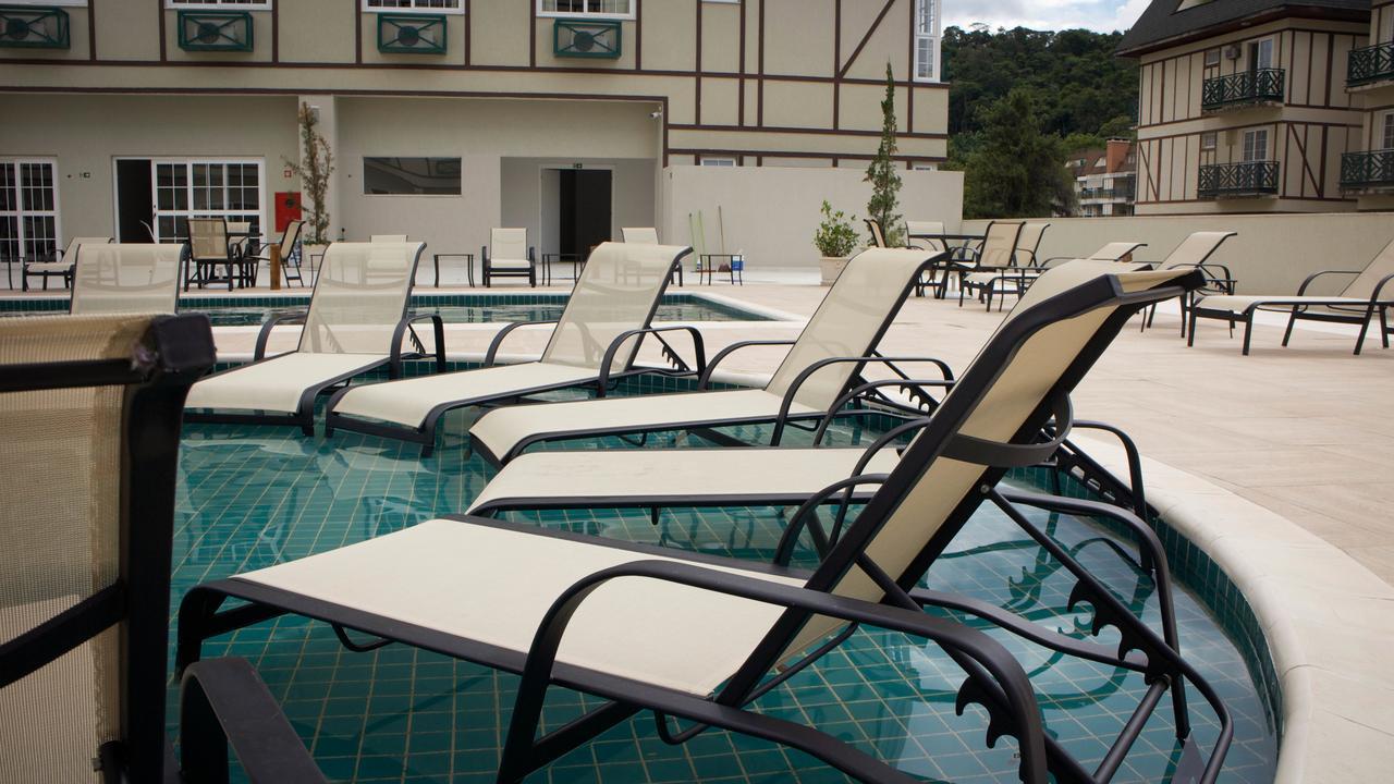 Quality Hotel Itaipava Posse  Exteriör bild
